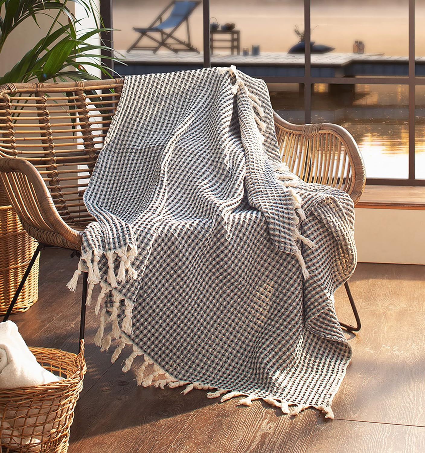 Frank Flechtwaren Plaid Waffelpique Landhaus Stil schwarz-creme 130x170 cm 2 Frank Flechtwaren Plaid Waffelpique Landhaus Stil schwarz-creme 130x170 cm – Bild 2