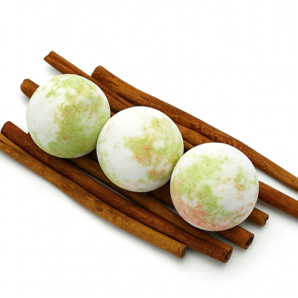 Nesbel Handgemachte Badebombe Wassermelone mit Traubenkernöl 1 Stück 125 g