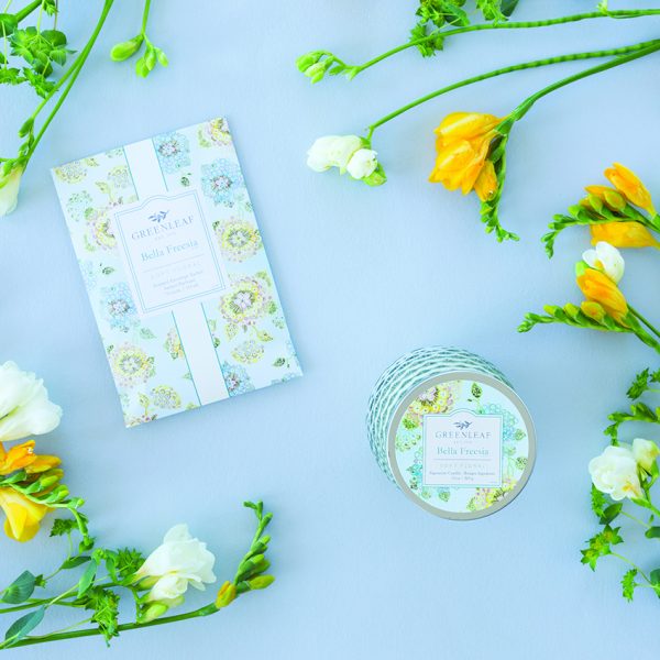 Greenleaf Duft Sachets large Bella Freesia aus parfümierter Tonerde 115 ml 5 GLbellafreesiaLGcandleflowersFLAT 1