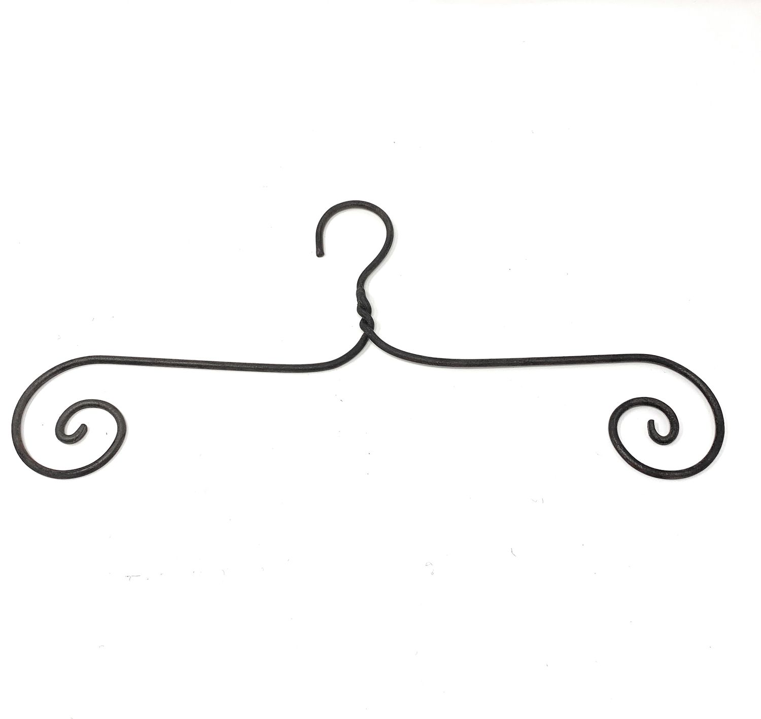 Kleiderbügel Schmiedeeisen Shabby Antik braun lackiert H/B/T 14/44/0,5 cm 1 Kleiderbügel Schmiedeeisen Shabby Antik braun lackiert H/B/T 14/44/0,5 cm