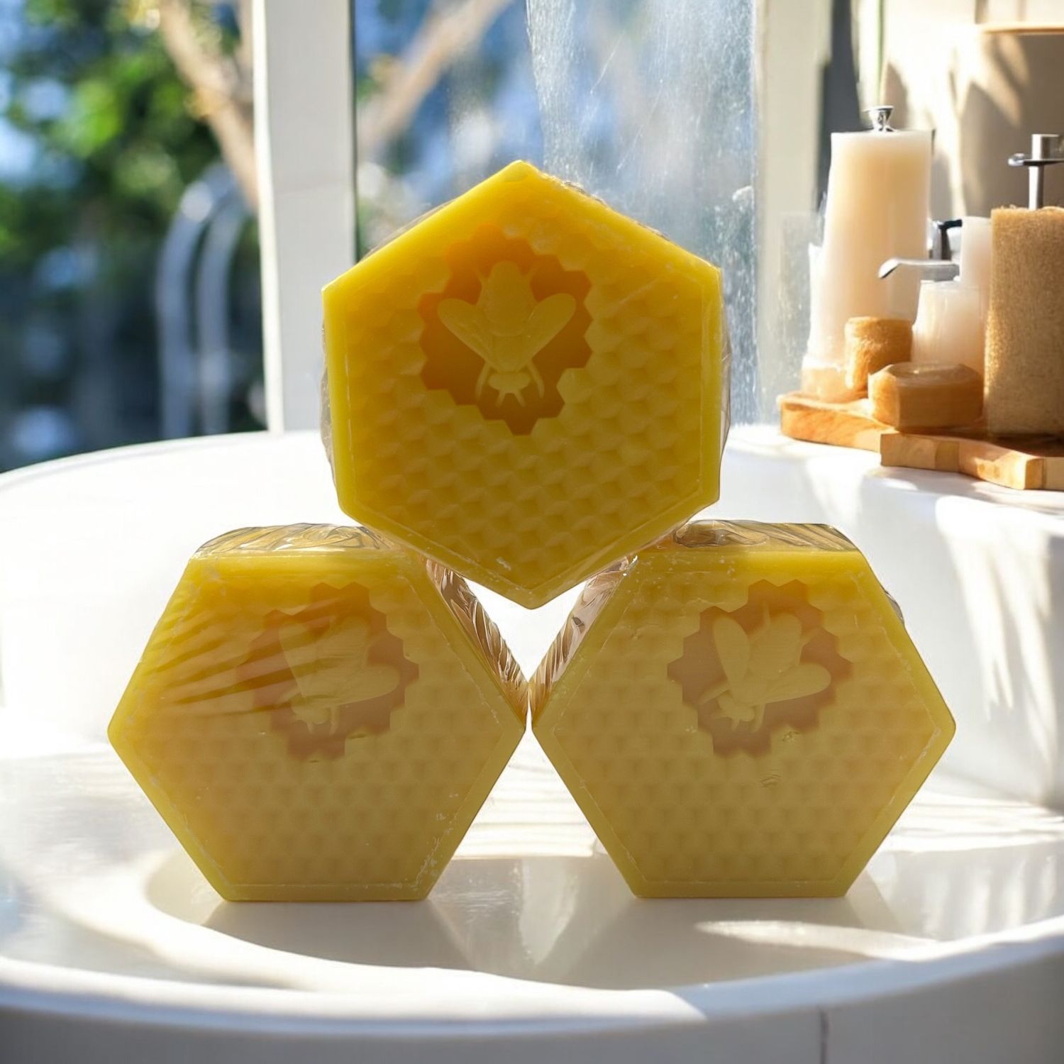 Haslinger hochwertige Pflanzenölseife Gelee Royal Honig Wabe 3 Stück 225 g 1 Haslinger hochwertige Pflanzenölseife Gelee Royal Honig Wabe 3 Stück 225 g