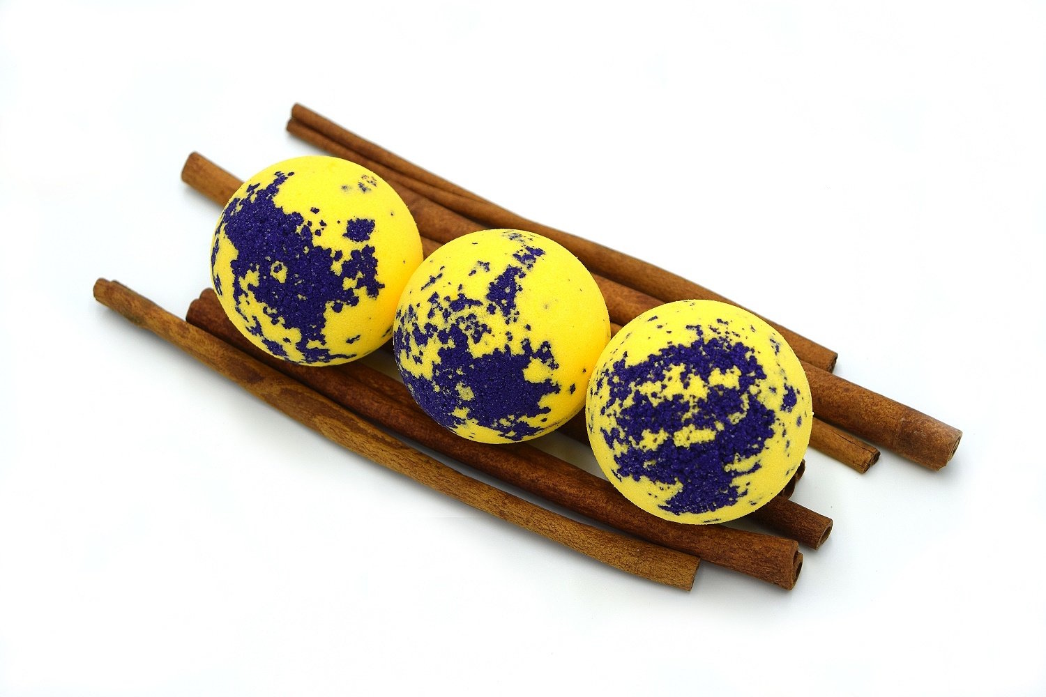 Nesbel Badebombe Sommernacht mit Traubenkernöl 1 Stück 125 g 1 Nesbel Badebombe Sommernacht mit Traubenkernöl 1 Stück 125 g